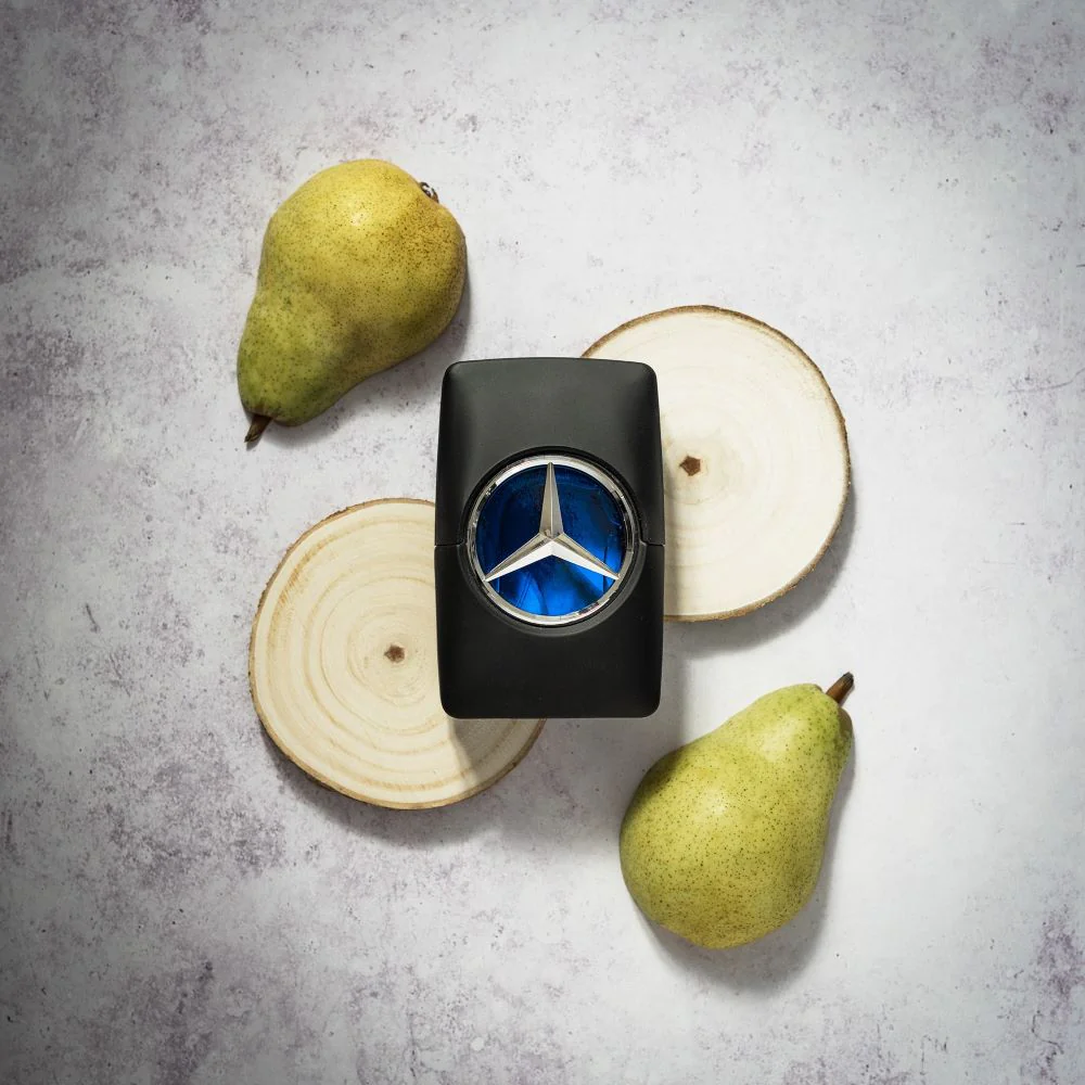 Mercedes-Benz Man - Image 7